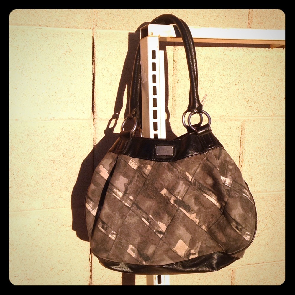 FINAL MARKDOWN SIMPLYVERA Vera Wang Handbag